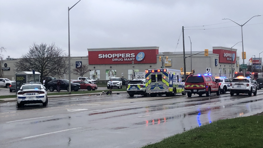 A 4-vehicle collision occurred at the intersection of Southdale Road East and Jalna Boulevard on April 12, 2024. (Fiona Robertson/CTV News London)